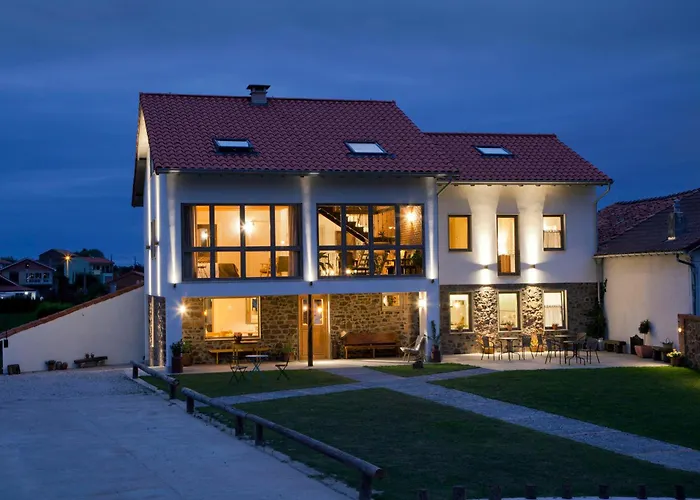 Casona Canto Llano 3*