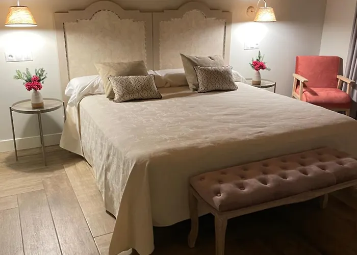 Casona Canto Llano 3* Piedeloro